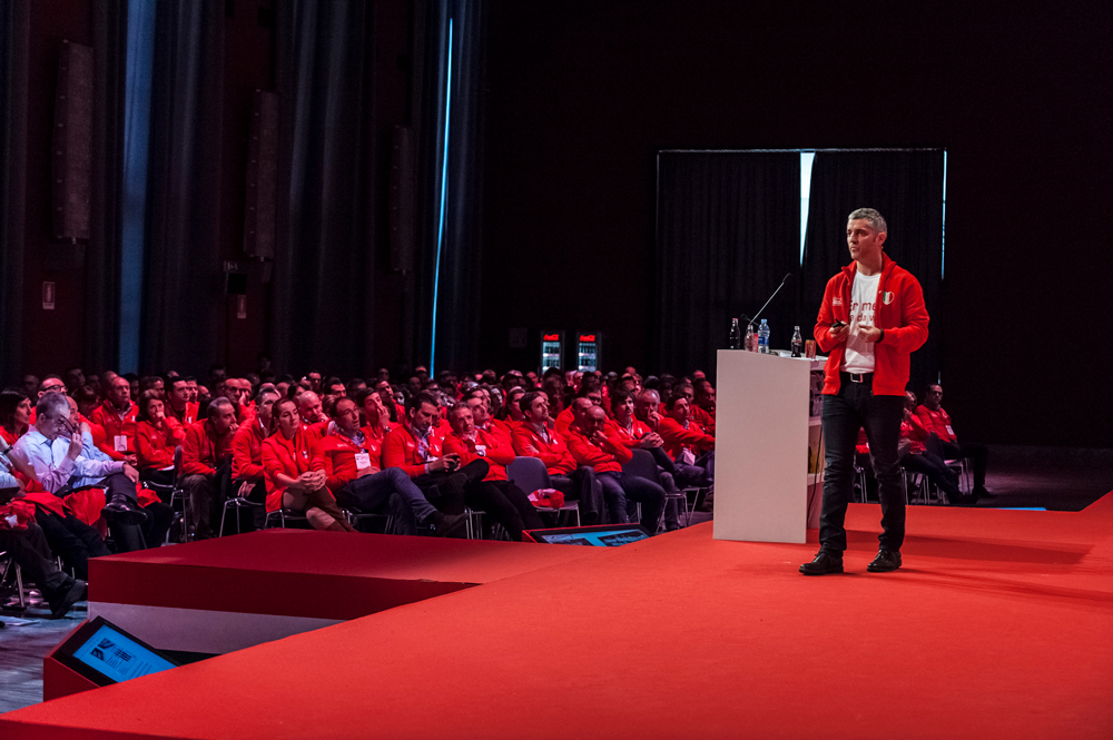 convegno-CocaCola-presso-il-salone-delle-tre-fontane-in-Roma-relatore-della-cocacola convegno-CocaCola-presso-il-salone-delle-tre-fontane-in-Roma-relatore-della-cocacola