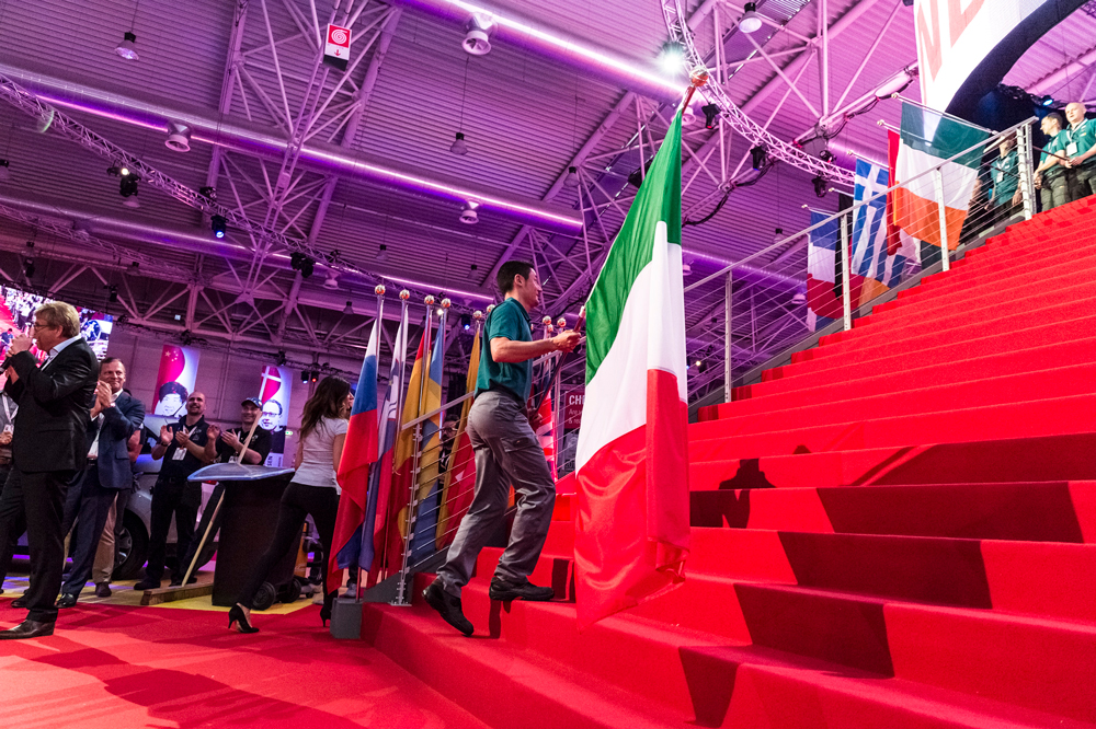 convegno-carglass-alla-fiera-di-Roma-inaugurazione-della-manifestazione convegno-carglass-alla-fiera-di-Roma-inaugurazione-della-manifestazione