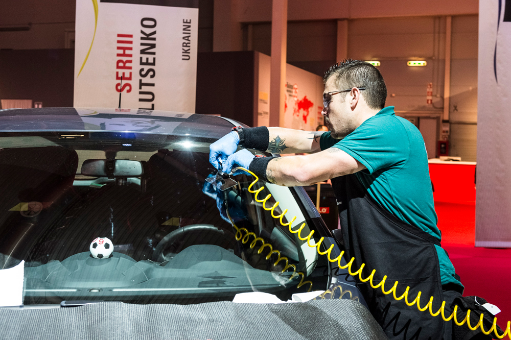 convegno-carglass-alla-fiera-di-Roma-si-pepara-alla-riparazione convegno-carglass-alla-fiera-di-Roma-si-pepara-alla-riparazione