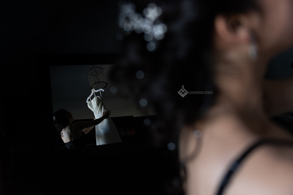 sposa-giapponese-prende-il-vestito sposa-giapponese-prende-il-vestito